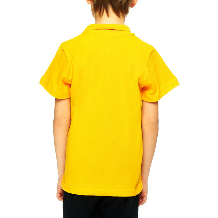 Купить желтые мальчику. Желтое поло на мальчике. Желтая одежда для мальчика. Мальчик в желтом. Мальчик в желтом платье.